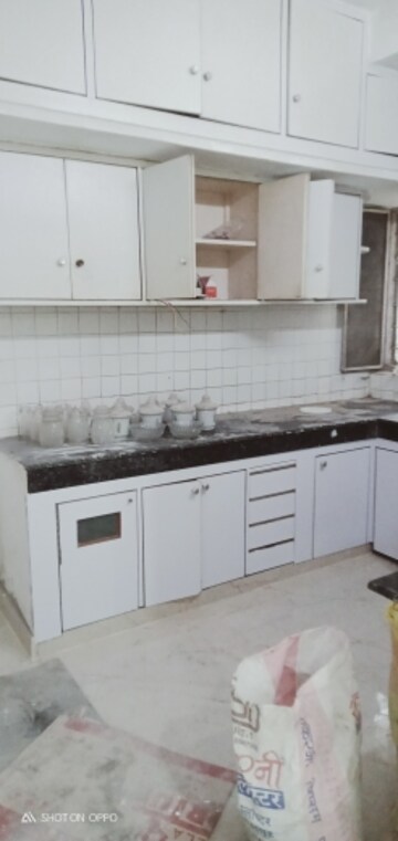 Kitchen in 3.5 BHK Apartment at DDA Rosewood Apartments, Vasant Kunj – for Rent