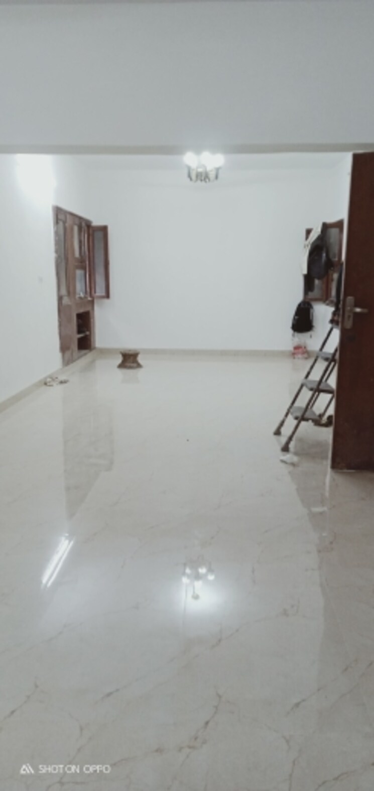 Room, dda-rosewood-apartments 3.5 Bedroom 2000 Sq.Ft. Apartment In Vasant Kunj Delhi 9100374