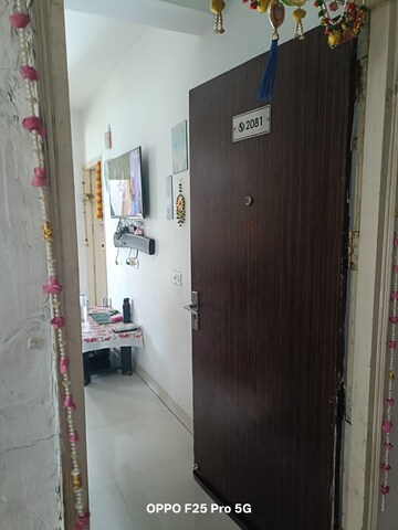 Furnished Amenities in 2 BHK Apartment at Signature Global Synera, Sector 81 – for Sale