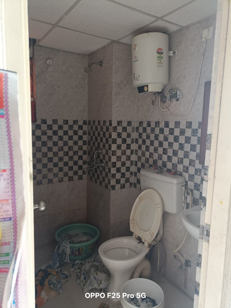 Bathroom, signature-global-synera 2 Bedroom 598 Sq.Ft. Apartment In Sector 81 Gurgaon 9100372