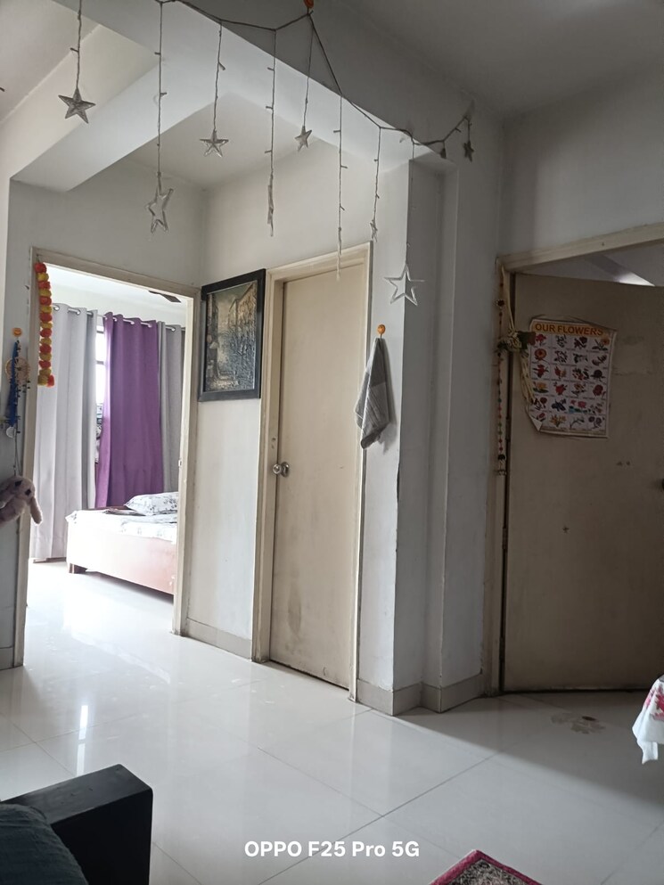 Living Room, signature-global-synera 2 Bedroom 598 Sq.Ft. Apartment In Sector 81 Gurgaon 9100372