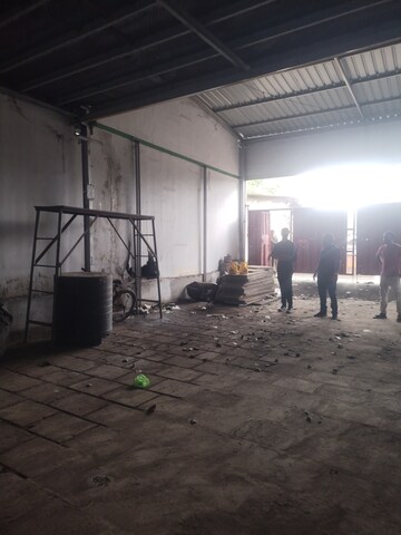 Parking in  Warehouse at Chembur – for Rent