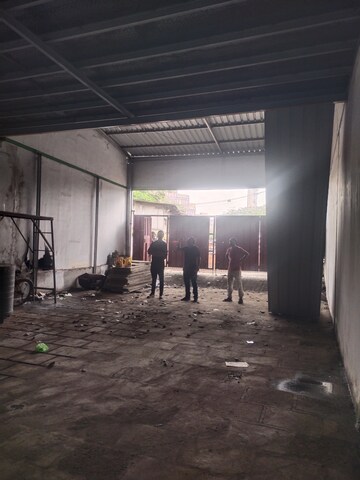 Parking in  Warehouse at Chembur – for Rent