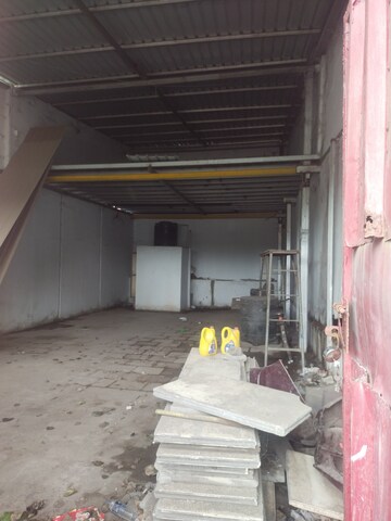 Parking in  Warehouse at Chembur Gaothan, Chembur – for Rent