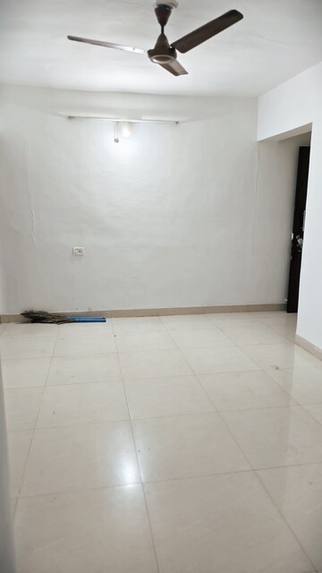 Room in 1 BHK Apartment at Wadgaon Sheri – for Rent