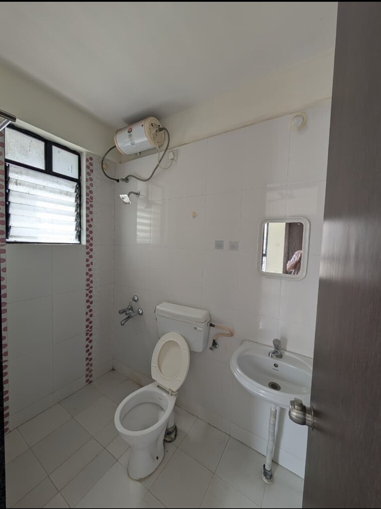 Bathroom, arv-ganga-kingston 2 Bedroom 900 Sq.Ft. Apartment In Mohammadwadi Pune 9100410
