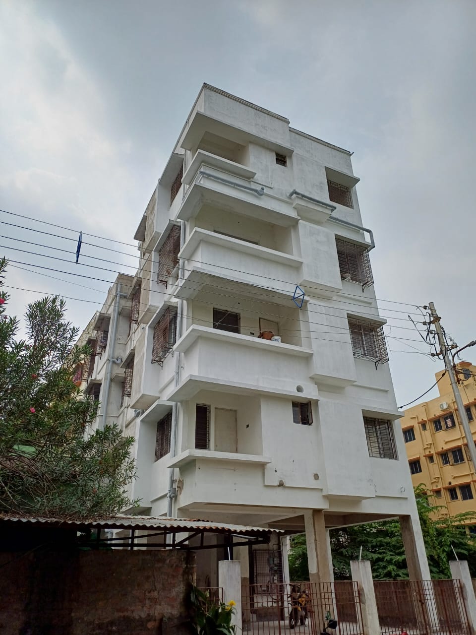 2 BHK Apartment For Sale in Bypass Front 