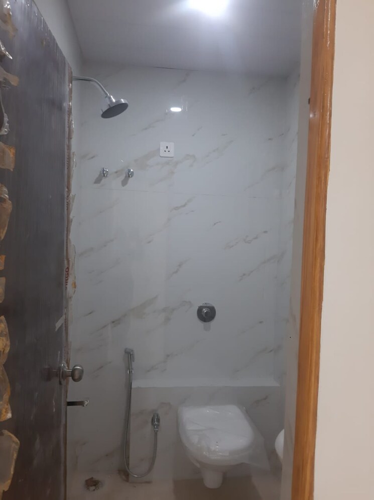 Bathroom, shree nagar 3 Bedroom 1600 Sq.Ft. Apartment In Shree Nagar Nagpur 9100421