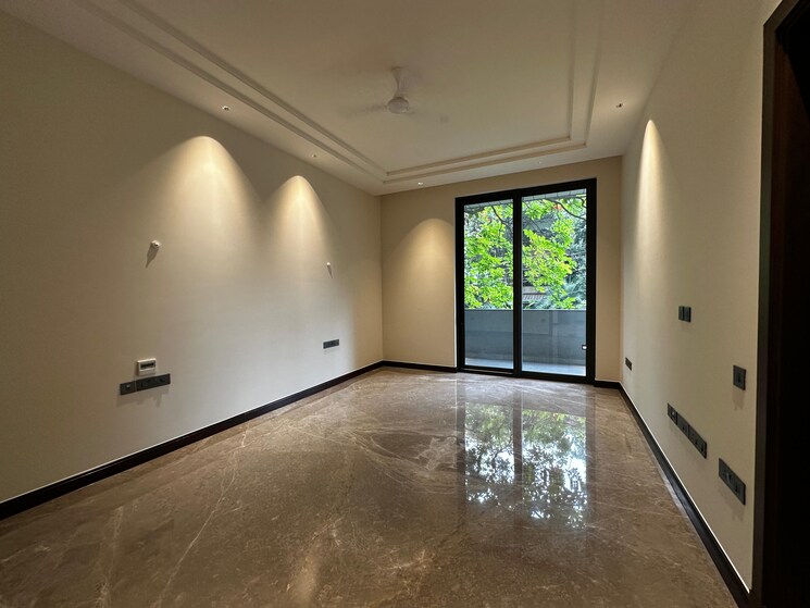 Room, west end colony 4 Bedroom 7200 Sq.Ft. Apartment In West End Colony Delhi 9100424