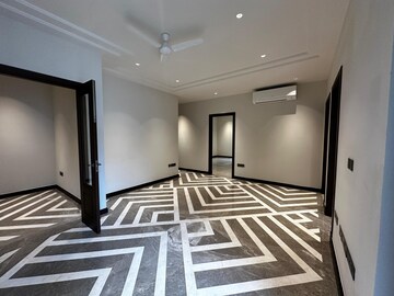 Bedroom in 4 BHK Apartment at West End Colony – for Rent