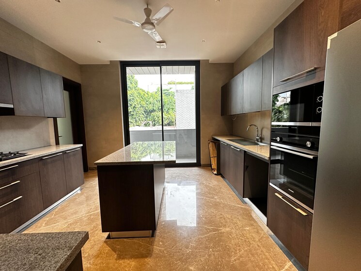Kitchen, west end colony 4 Bedroom 7200 Sq.Ft. Apartment In West End Colony Delhi 9100424