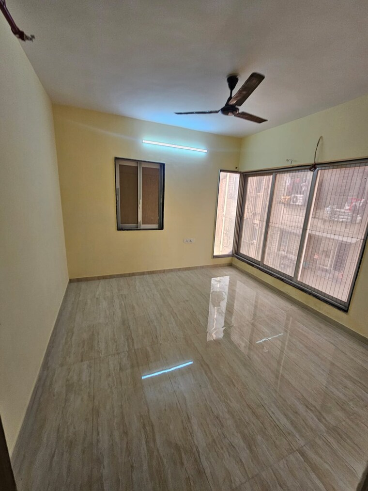 Room, khar west 2 Bedroom 912 Sq.Ft. Apartment In Khar West Mumbai 9100438