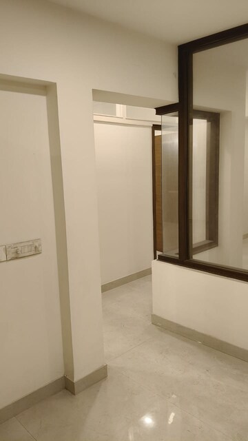 Room in 3.5 BHK Builder Floor at Acharya Niketan – for Rent