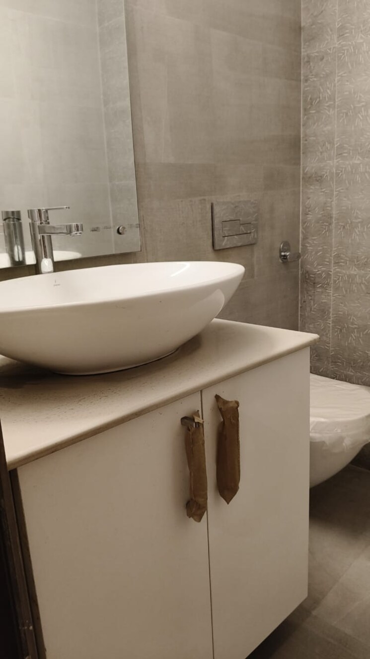 Bathroom, anand niketan 3.5 Bedroom 2400 Sq.Ft. Builder Floor In Anand Niketan Delhi 9100440