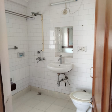 Bathroom in 1 RK Builder Floor at Saket – for Rent