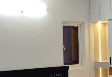 Room in 3 BHK Apartment at Rajapushpa Provincia, Narsingi – for Rent