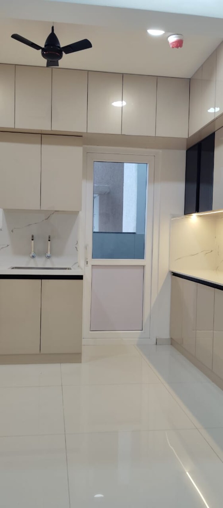 Bathroom, rajapushpa-provincia 3 Bedroom 1715 Sq.Ft. Apartment In Narsingi Hyderabad 9100457