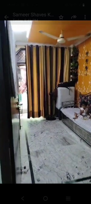 Living Room in 2.5 BHK Builder Floor at Laxmi Nagar – for Sale