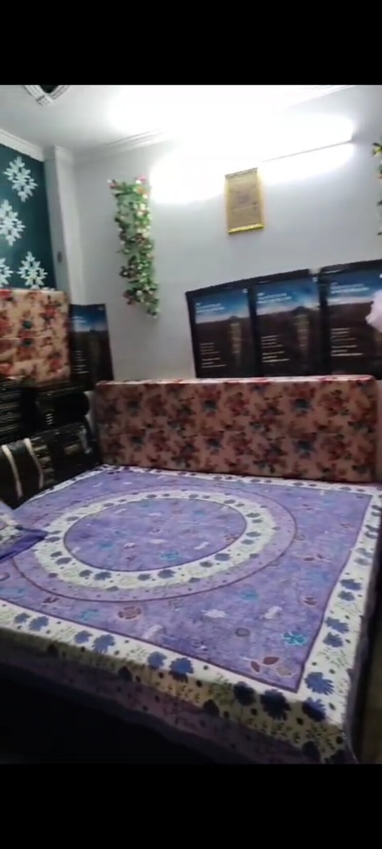 Master Plan, laxmi nagar 2.5 Bedroom 50 Sq.Yd. Builder Floor In Laxmi Nagar Delhi 9100482