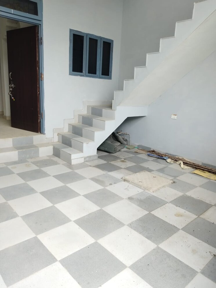  Parking, thakurpur 3 Bedroom 1150 Sq.Ft. Independent House In Thakurpur Dehradun 9100480