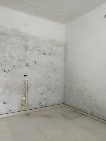 Room in 3 BHK Independent House at Thakurpur – for Sale