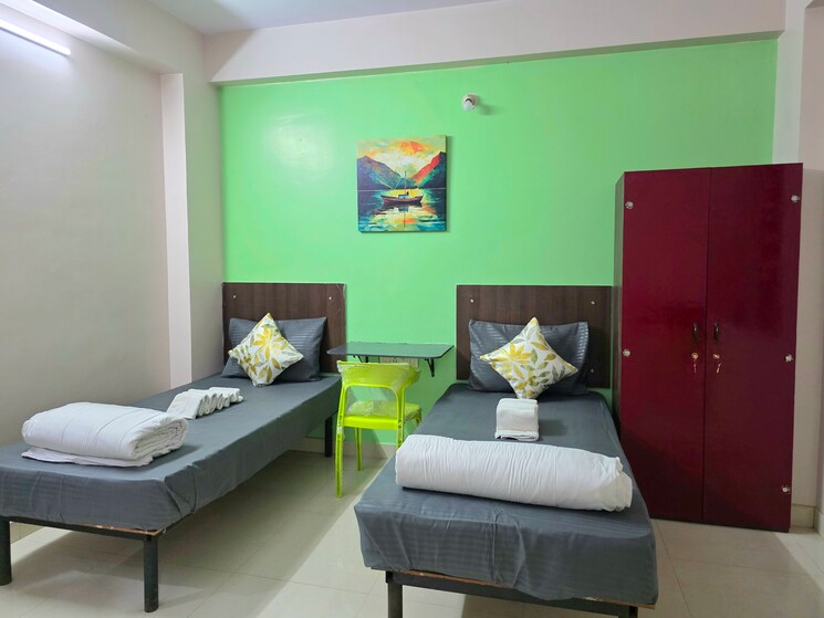 Bedroom, maruthi nagar Pg For Boys & Girls In Maruthi Nagar 8782541