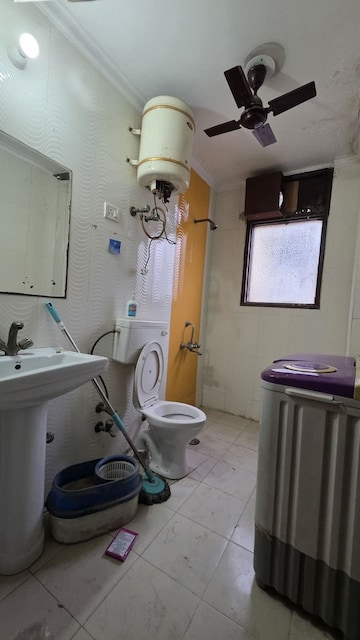 Bathroom in 2 BHK Builder Floor at Saket – for Rent