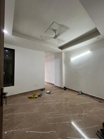 Room in 1 BHK Builder Floor at Saket – for Rent