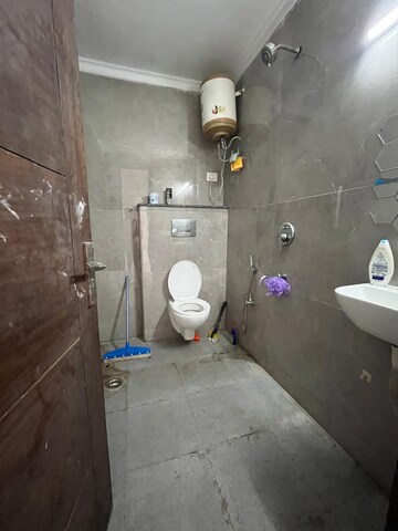Bathroom in 1 BHK Builder Floor at Saket – for Rent