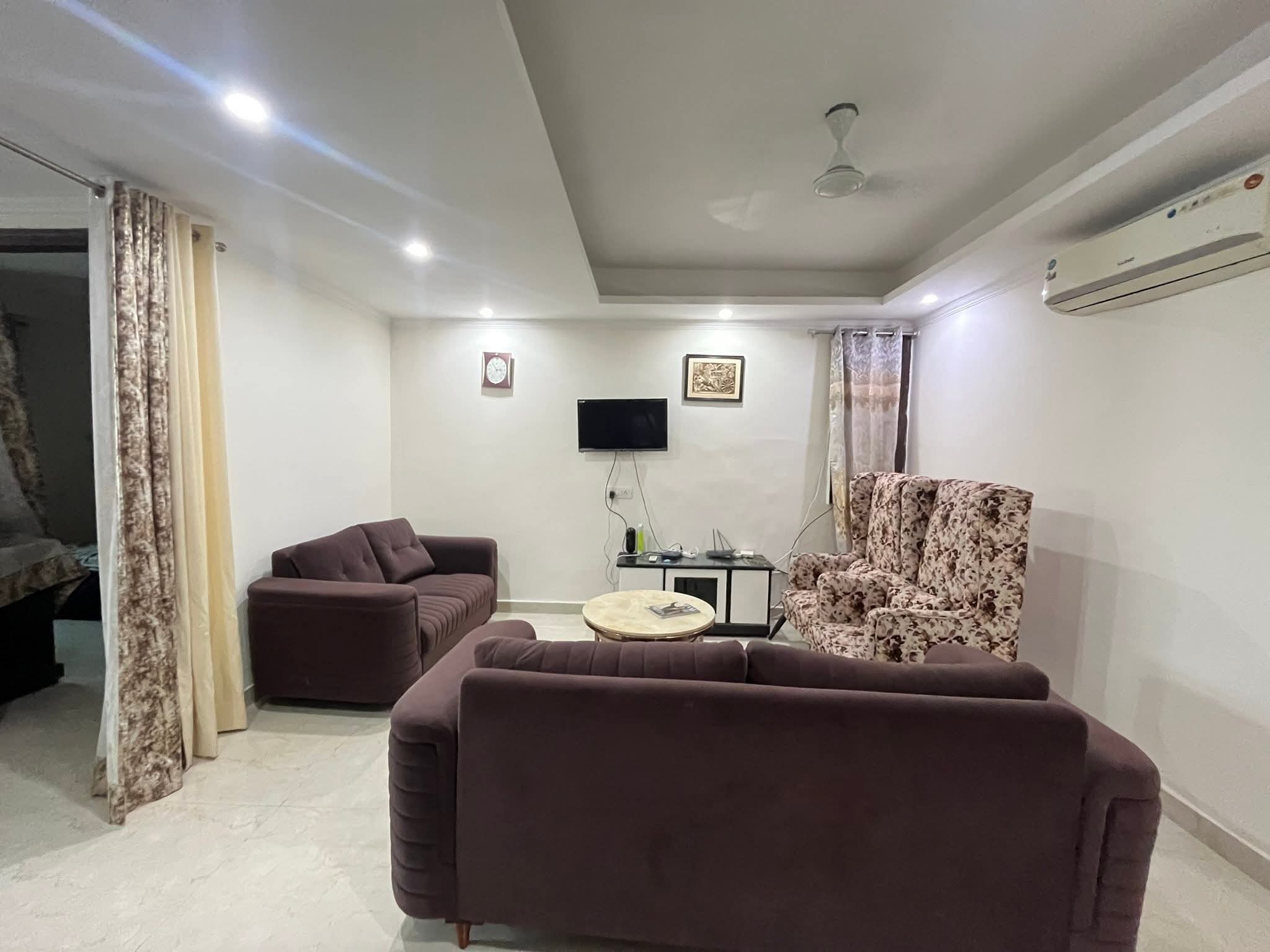 2 BHK Builder Floor For Rent in Freedom Fighter Enclave 