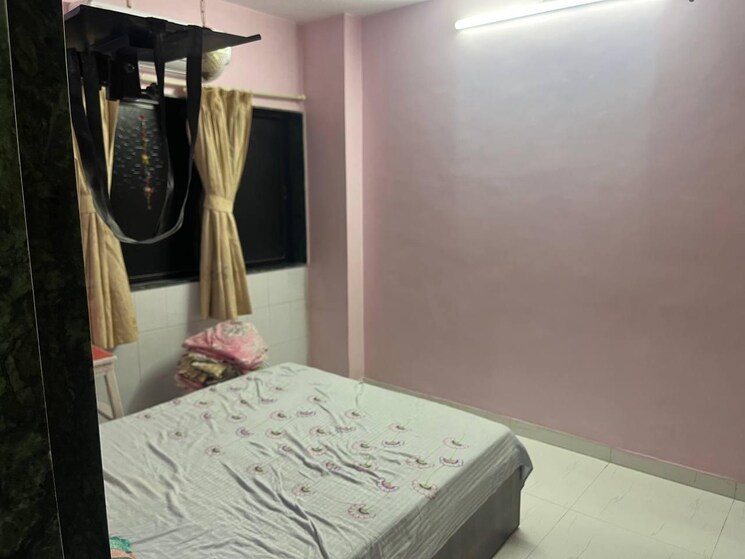 Bedroom, lower parel west Pg For Girls In Lower Parel West 9100503