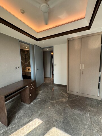 Furnished Amenities in 3 BHK Apartment at Lodha Trump Tower, Worli – for Rent