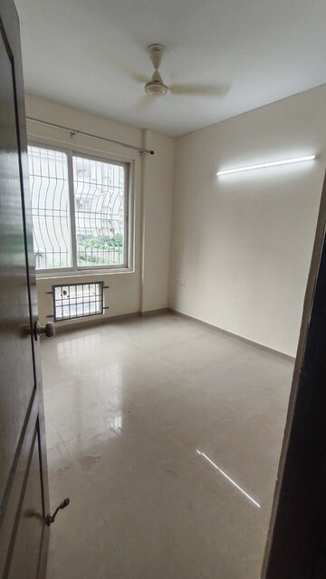 Room in 2 BHK Apartment at Aditya Urban Casa, Sector 78 – for Rent