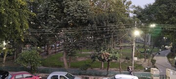 3.5 BHK Builder Floor – Garden View at Kavi Nagar Block G - for Rent