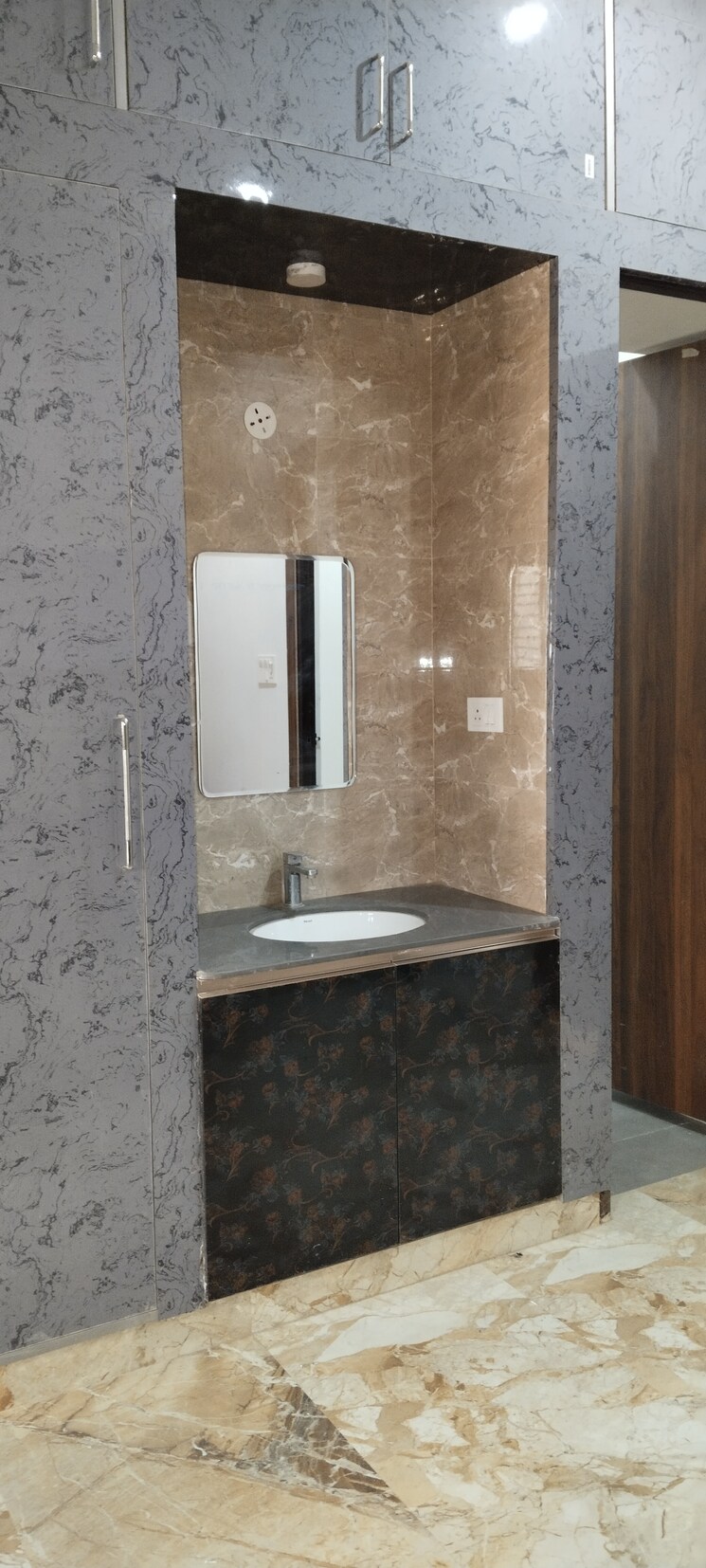 Bathroom, h block shastri nagar 3.5 Bedroom 2000 Sq.Ft. Builder Floor In H Block Shastri Nagar Ghaziabad 9100531
