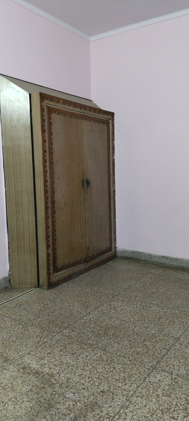 Room, kavi nagar block h 3 Bedroom 1600 Sq.Ft. Builder Floor In Kavi Nagar Block H Ghaziabad 9100533