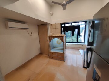  3 BHK Apartment at Felicia Apartment, Pali Hill – for Rent