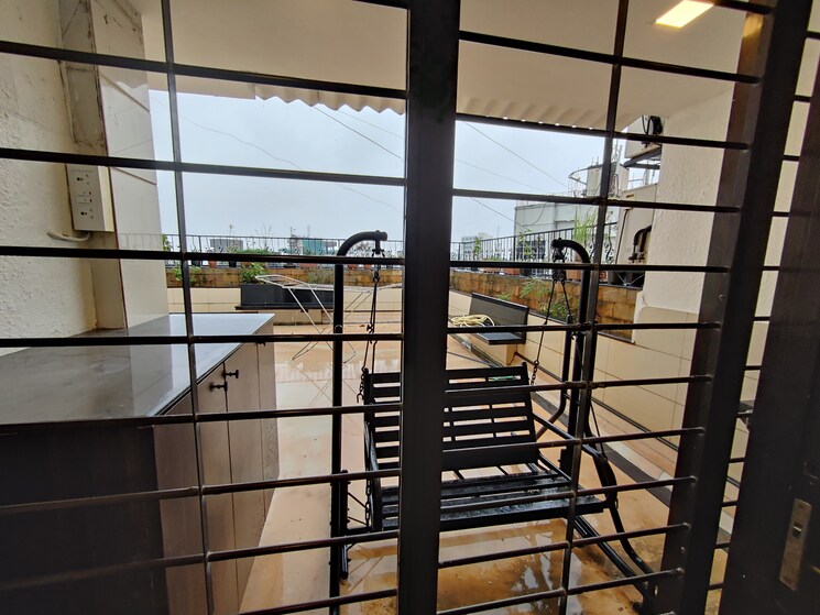 Terrace, felicia-apartment 3 Bedroom 2000 Sq.Ft. Apartment In Pali Hill Mumbai 9100570