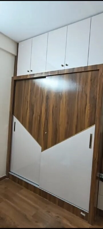 Furnished Amenities in 2.5 BHK Apartment at Signature Global Park 4 and 5, Sohna Sector 36 – for Rent