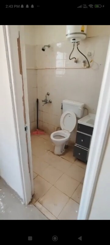Bathroom in 2.5 BHK Apartment at Signature Global Park 4 and 5, Sohna Sector 36 – for Rent
