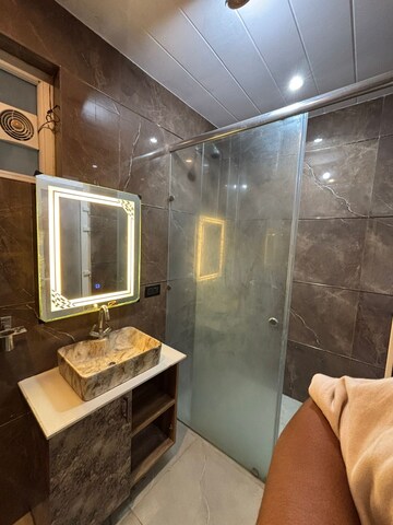 Living Room in 2 BHK Builder Floor at DS Homes Noida, Sector 70 – for Rent