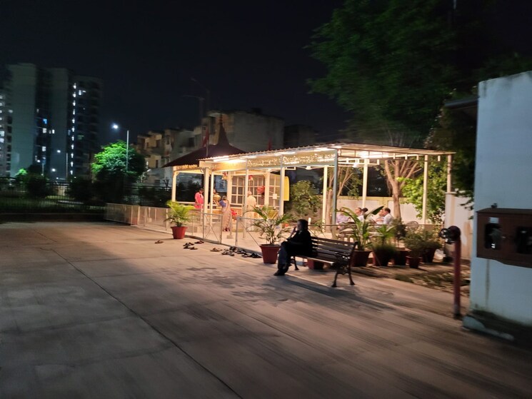 Master Bedroom, sargam-apartment 2.5 Bedroom 1300 Sq.Ft. Apartment In Jankipuram Lucknow 9100717