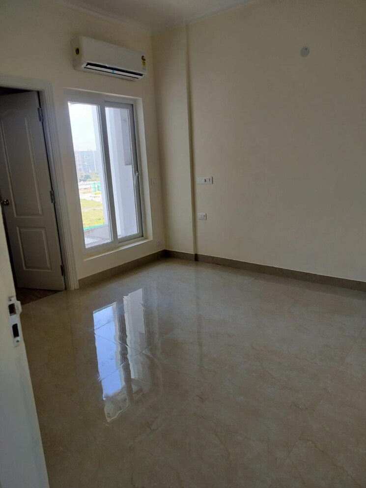 Master Bedroom, sector 43 4 Bedroom 3600 Sq.Ft. Independent House In Sector 43 Noida 9100721