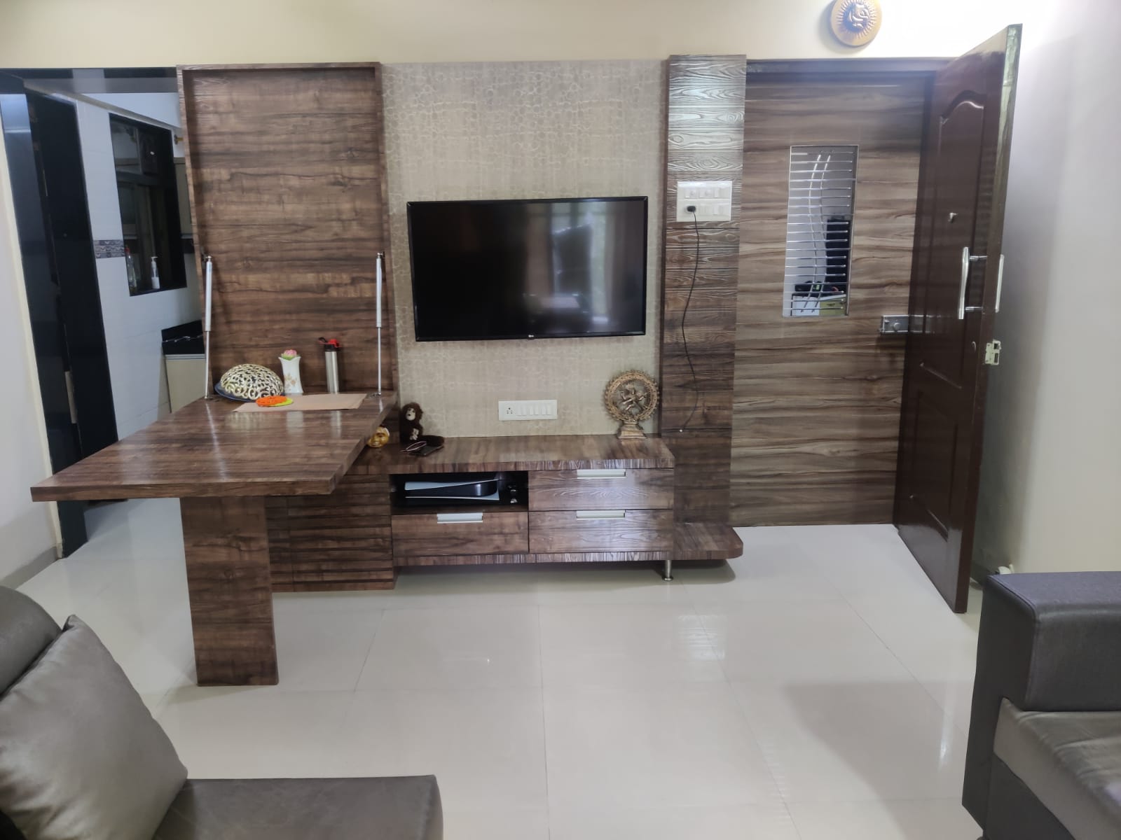1 BHK Apartment For Rent in Vasant Leela Complex