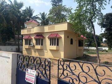   Plot at Tadepalli – for Sale