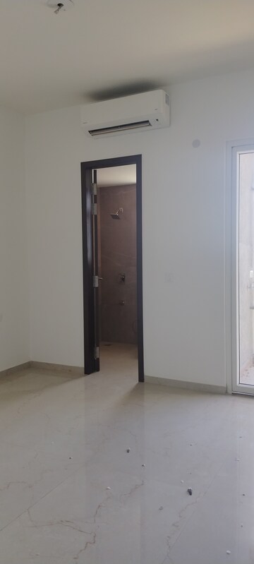 3.5 BHK Builder Floor For Rent in Smart World Orchard, Sector 61