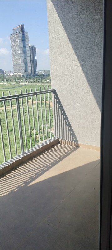 Balcony in 3.5 BHK Builder Floor at Smart World Orchard, Sector 61 – for Rent