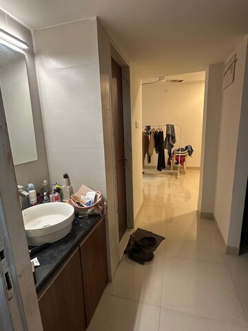 Team Area in 1 BHK Apartment at Koregaon Park – for Rent