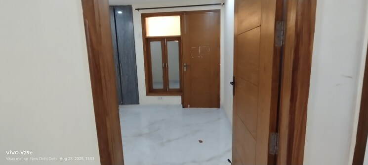 Room, paryavaran complex 2 Bedroom 750 Sq.Ft. Apartment In Paryavaran Complex Delhi 9100758