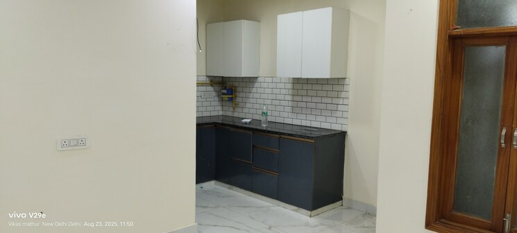 Kitchen, paryavaran complex 2 Bedroom 750 Sq.Ft. Apartment In Paryavaran Complex Delhi 9100758